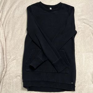 Long line Fabletics sweater